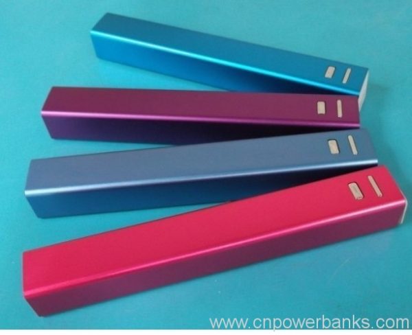 2600mah Aluminium Mobile power bank for ipad 7 Rubber-Oil Finish Mini Power Bank for Everyday Carry
