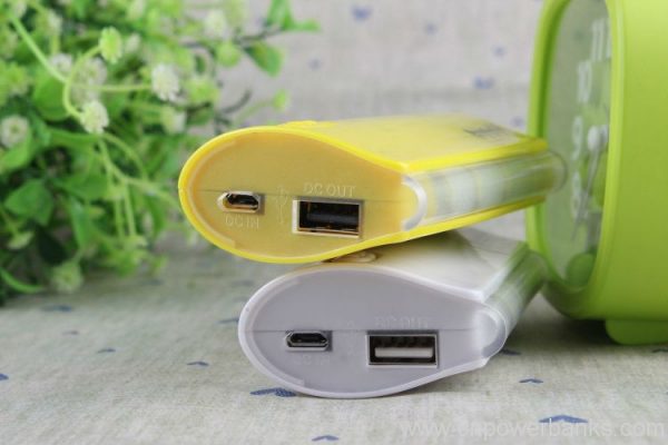 Oil-Injection Slim Power Bank with LED Light