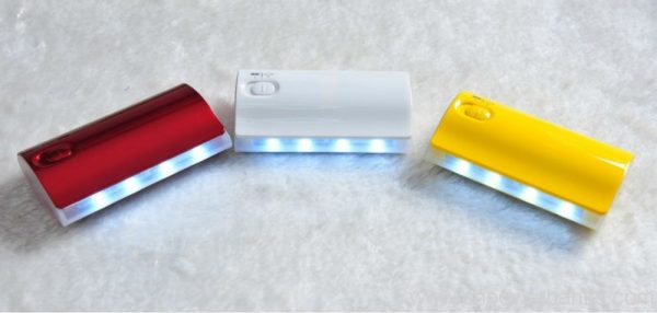 Oil-Injection Slim Power Bank with LED Light