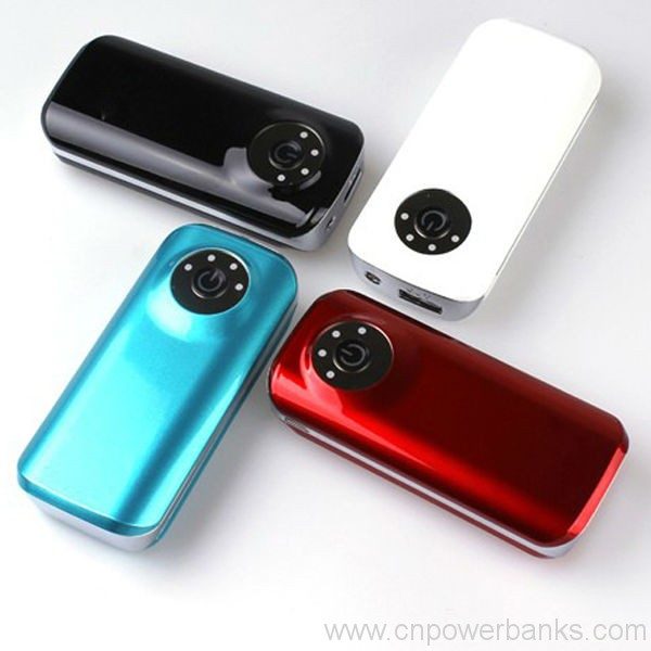 Portable Mobile Power Bank 4000mAh for Mobile Phones Three-LED Indicator Power Bank for Smartphones