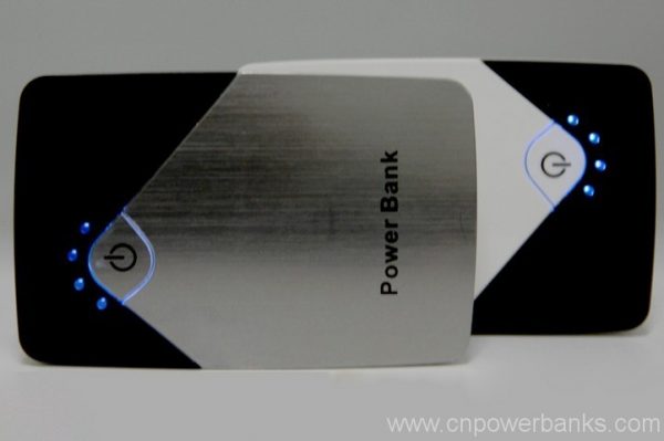 8800mah dual port power bank for smartphone 2 Large Dual-Port Power Bank for Shared Charging