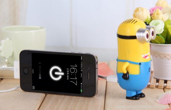 Cartoon Little Yellow Man Mobile Charger 2600mAh Cute Power Bank 7 Cartoon Character Power Bank for Licensed Merchandise