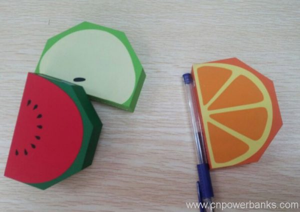 Colorful Fruits Design Universal 3000mah USB Power Bank for Mobile Phone Fruit-Design Rubber-Oil Power Bank for Youth Retail
