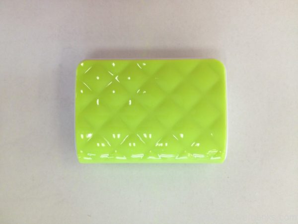 Purse-Size Power Bank for Handbag Retail