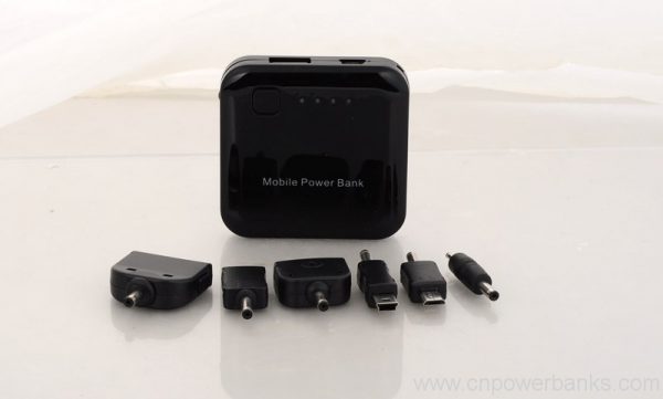 5V-1A 2000mAh mobile power bank / portable phone charger 2 Entry-Level Polymer Power Bank with Three LEDs