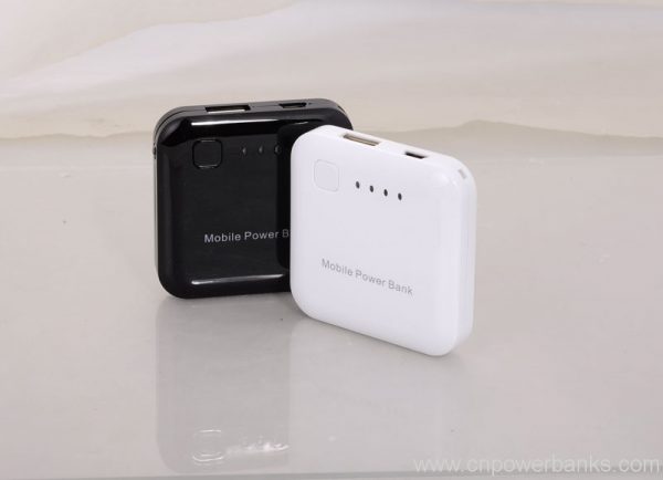 5V-1A 2000mAh mobile power bank / portable phone charger Entry-Level Polymer Power Bank with Three LEDs