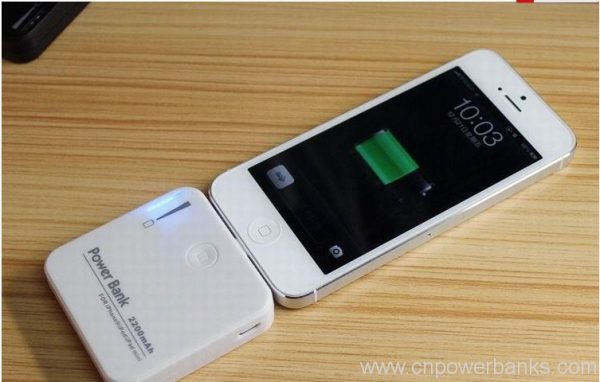Mini power bank 2200mah for iphone 5 portable charger 7 Mini Power Bank for iPhone 5-Class Phones