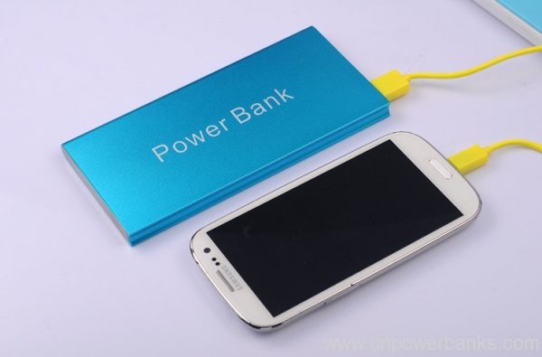 Ultra slim power bank with 20000mah polymer batteries 11 Ultra Slim Keychain Power Bank for Everyday Carry