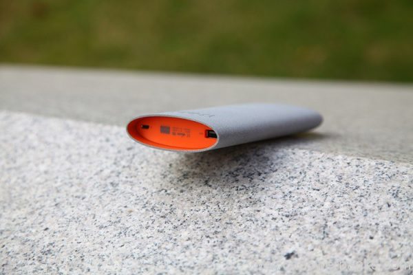 Built in cable power bank 12000mAh with unique design and fashion shape 8 Fashion Built-in Cable Power Bank for Corporate Gifting